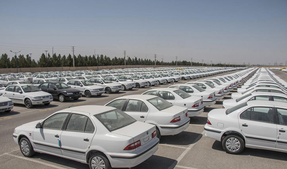 مجلس با رفع توقف ثبت سفارش خودرو موافقت نمی‌کند