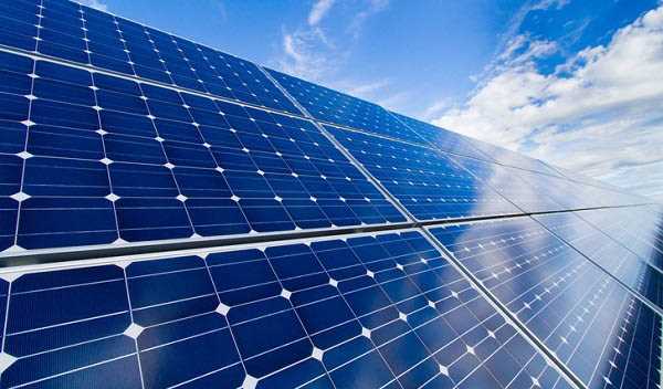 ظرفیت پنل‌های انرژی خورشیدی جهان تا سال ۲۰۲۳ به یک تریلیون وات می‌رسد