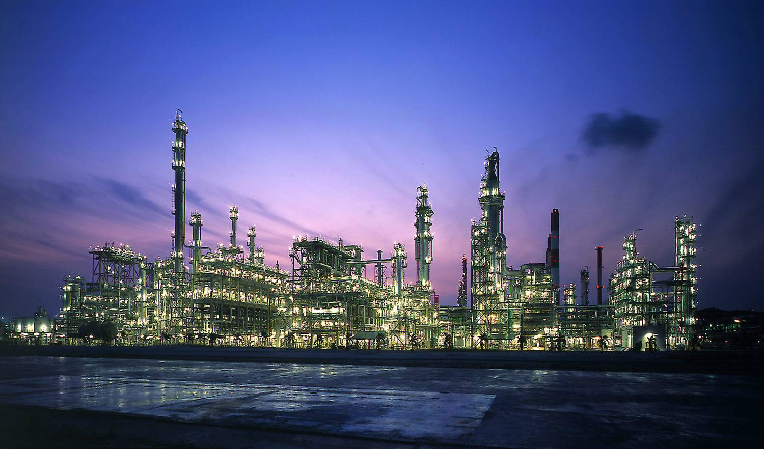 توسعه ظرفیت پالایشگاهی کشور تیر خلاص به تحریم‌های نفتی
