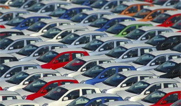 معاون وزیر صنعت پاسخ به افزایش قیمت خودرو را به مسئول آینده حواله داد