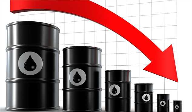 افت بهای نفت به‌رغم کاهش احتمالی تولید