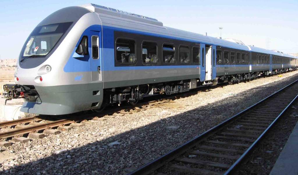 قطار مسافری در مسیر ارومیه- مشهد راه‌اندازی شد
