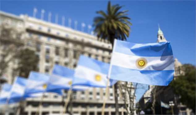 آرژانتین قصد پس دادن بدهی‌اش را ندارد!