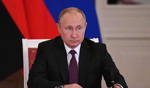 پوتین: روسیه باید برای هر سناریوی قیمت نفت آماده شود