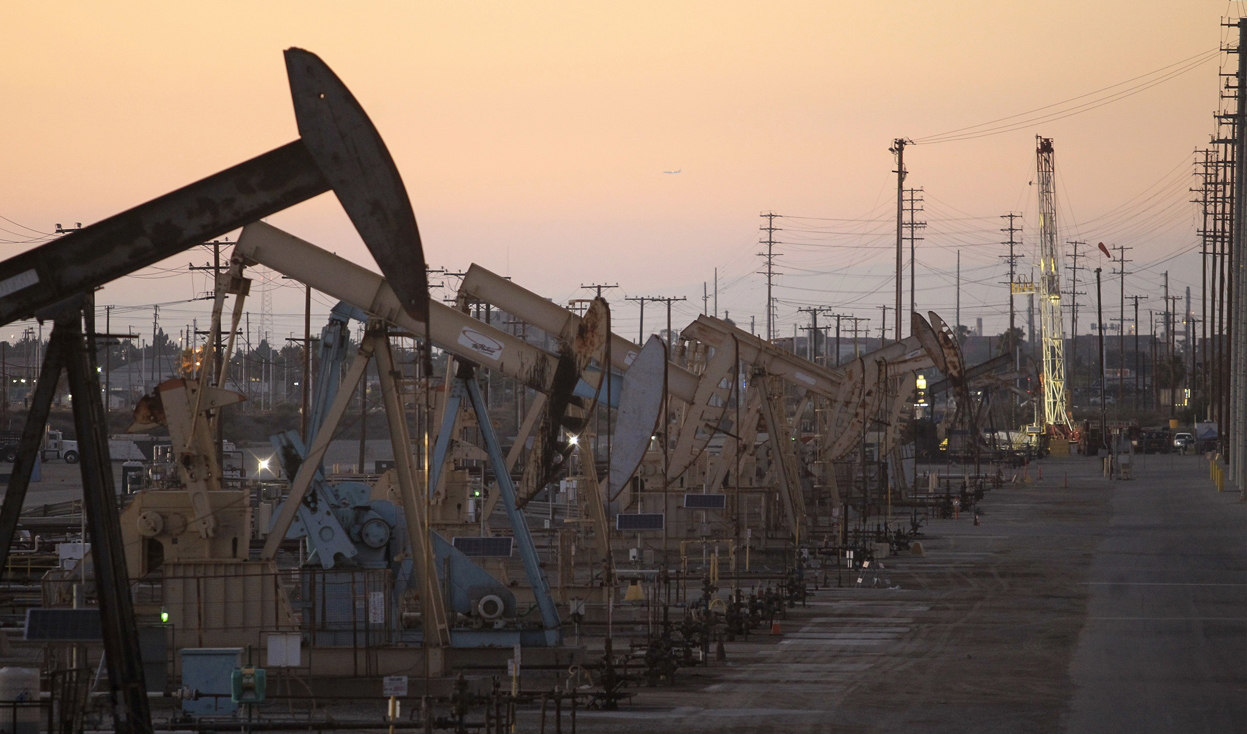 احتمال خروج ۱۰ میلیون بشکه نفت از بازار