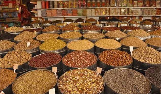 بازار خشکبار و شکلات شب عید متاثر از ویروس کرونا/ نرخ شکلات و آجیل مشخص شد