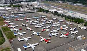 فرودگاه ها جا برای پارک هواپیما ندارند؛ کرونا همه را زمینگیر کرد