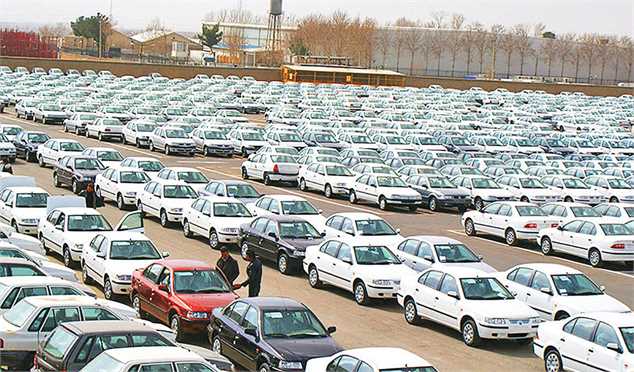رییس اتحادیه نمایشگاه‌داران خودرو: قیمت خودروهای کارکرده در بازار افت می‌کند