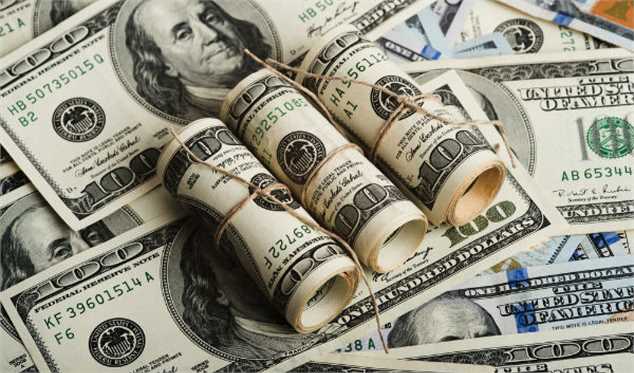 فروش دلار به نرخ ۲۲ هزار و ۷۵۰ تومان در صرافی‌های بانکی