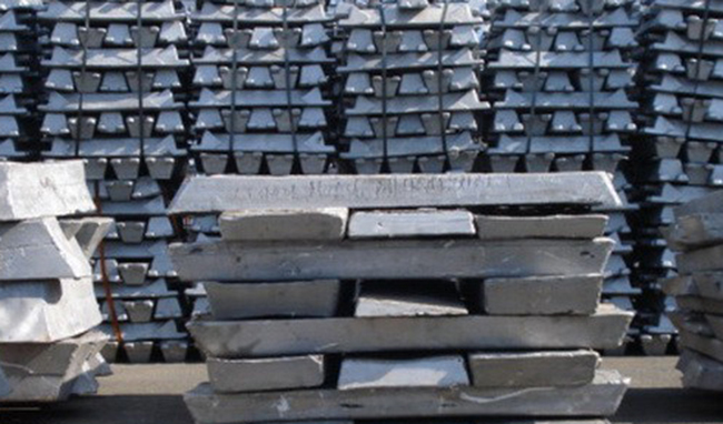 ترمز رشد قیمت آلومینیوم در بورس فلزات لندن کشیده شد