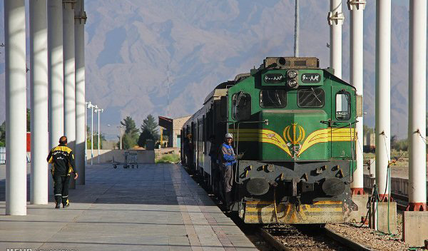 جریمه ابطال بلیت قطار مسافران نوروزی سال جاری پرداخت می‌شود