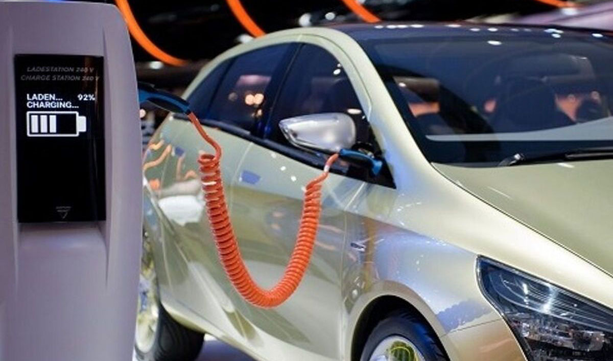 خودروهای برقی چقدر از تقاضای سوخت در جهان را کاهش می‌دهند؟