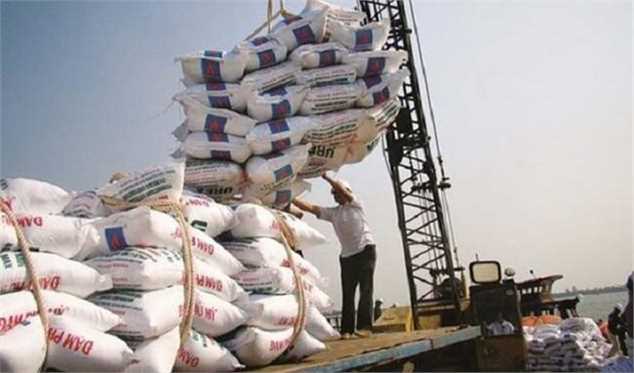 ثبت سفارش واردات برنج از ۱۰ آبان/ ۱۰۰ تا ۱۵۰ هزار تن برنج باید وارد شود