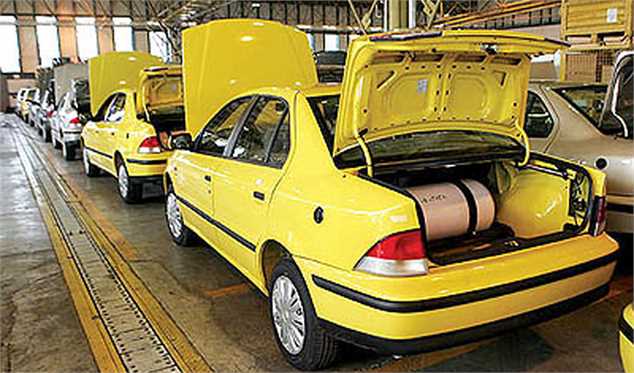 قرارداد تولید ۴۵ هزار خودروی وانت و تاکسی دوگانه سوز امضا شد