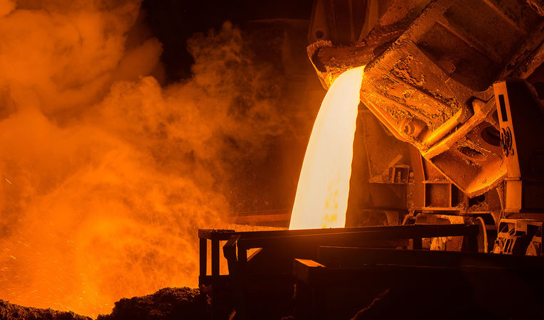 دریافت عوارض ۱۸ درصدی از صادرات فولاد با هدف توازن بازار داخلی