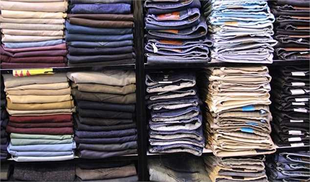 سیل پوشاک استوک در بازار داد تولیدکنندگان را درآورد