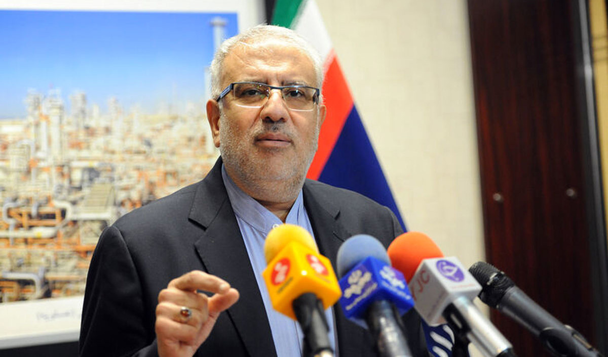 آمادگی ایران برای افزایش صادرات نفت با رفع تحریم‌ها/ امضای ۱۰۰ میلیارد دلار توافق نفتی در دولت سیزدهم
