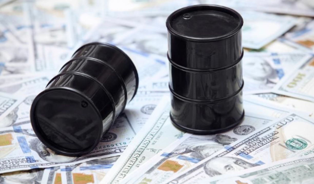 نفت با افت دلار صعودی شد