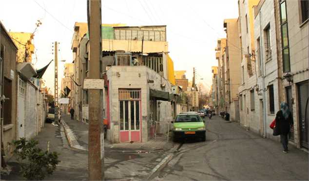 زندگی ۱.۵ میلیون تهرانی در خانه‌های فرسوه