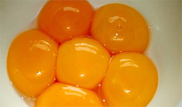 زرده‌های شیمیایی در بازار تخم‌مرغ