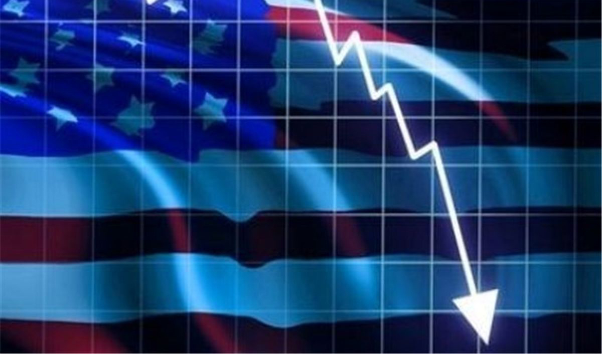کاهش نرخ رشد اقتصادی آمریکا در سال جاری و پیش بینی ورود به رکورد
