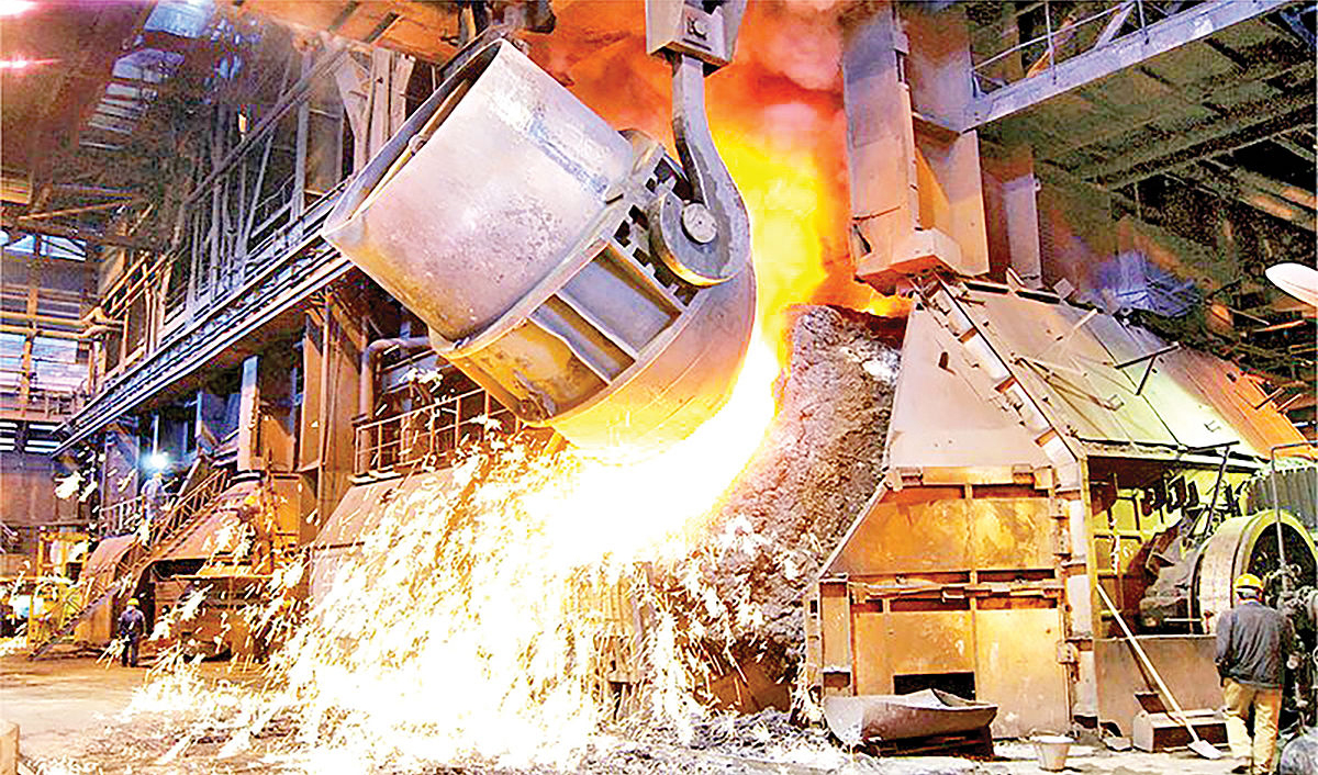 وصول مالیات ۲ درصدی از صادرات فولاد و پتروشیمی