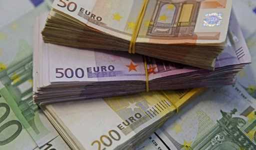 روند کاهشی اقتصاد منطقه یورو برای پنجمین ماه متوالی