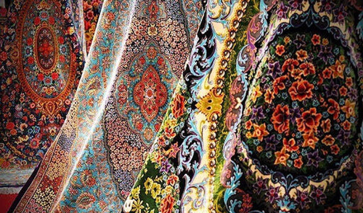 حضور پررنگ رقبا در غیاب فرش دستباف ایران