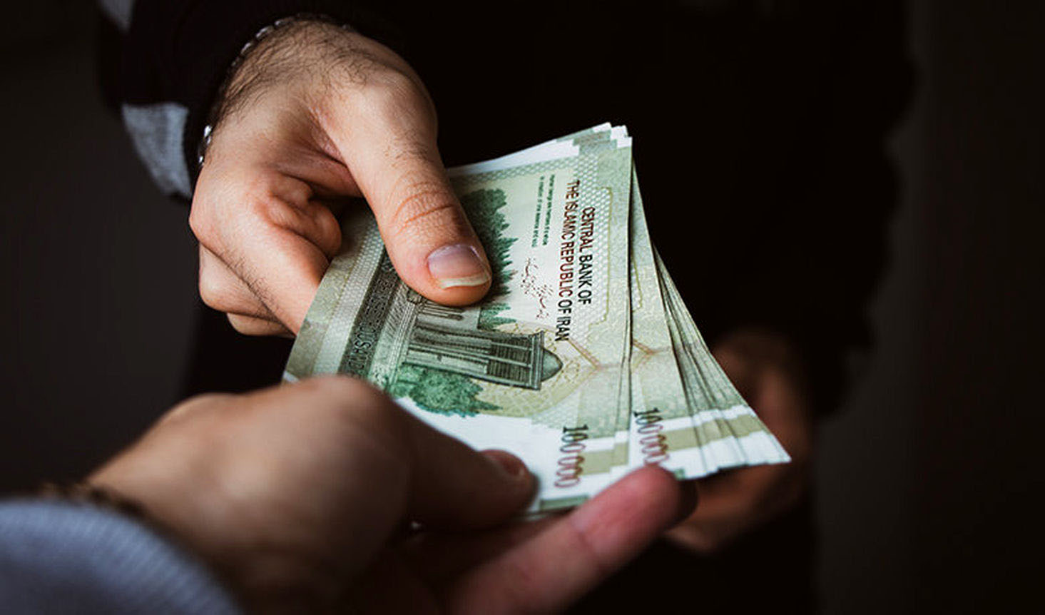 حقوق جدید معلمان اعلام شد/ چه کسانی ۳۷ میلیون تومان می‌گیرند؟