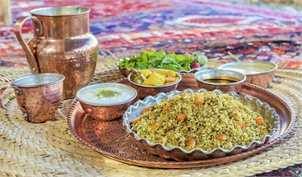 سفر و گشت و گذار در شهرهای ایران و چشیدن غذاهای محلی و سنتی